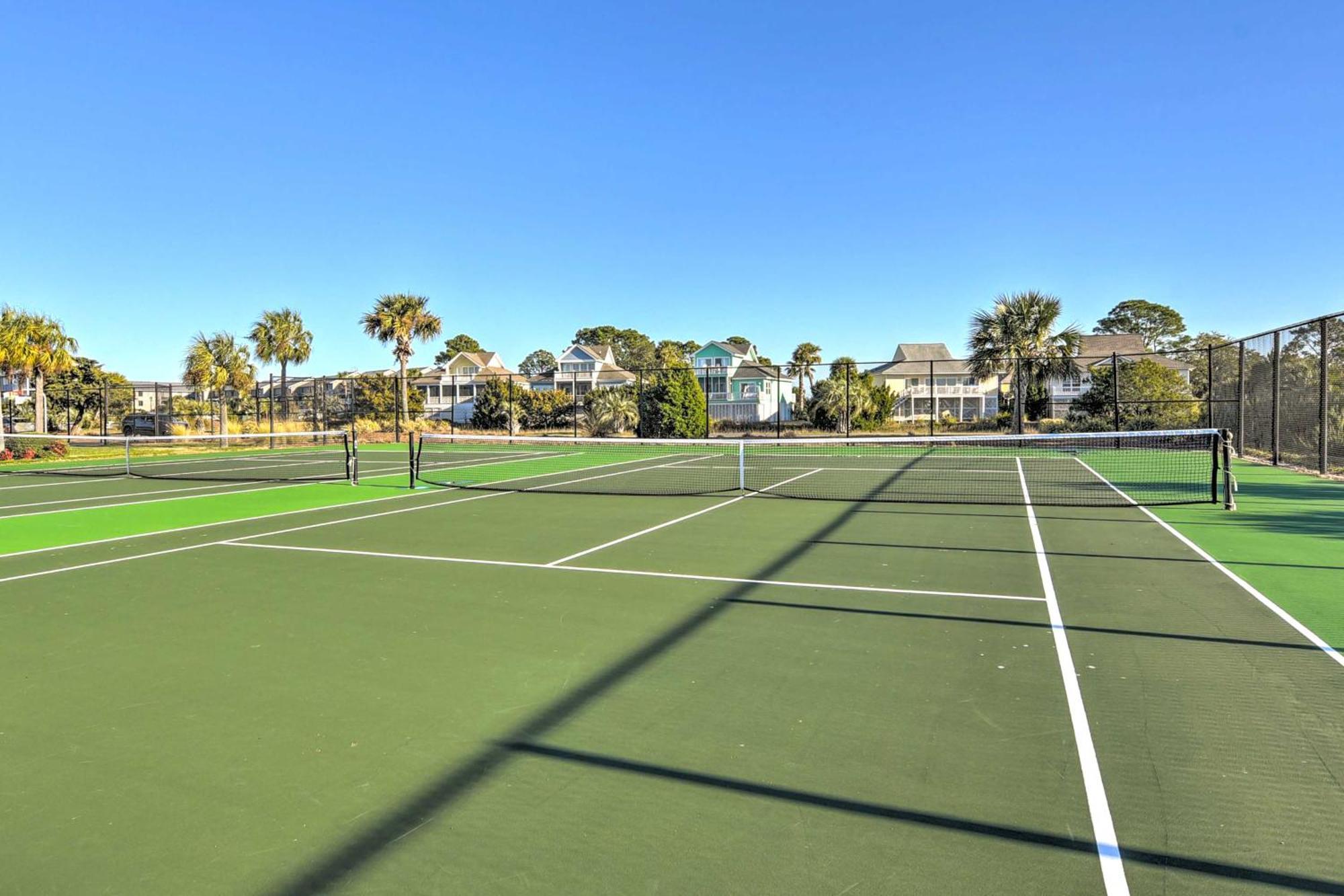St Helena Island Condo With Pool And Beach Access! Oceanmarsh Subdivision Eksteriør bilde